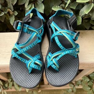 CHACO Sz 7 Outdoor Women’s Sandals